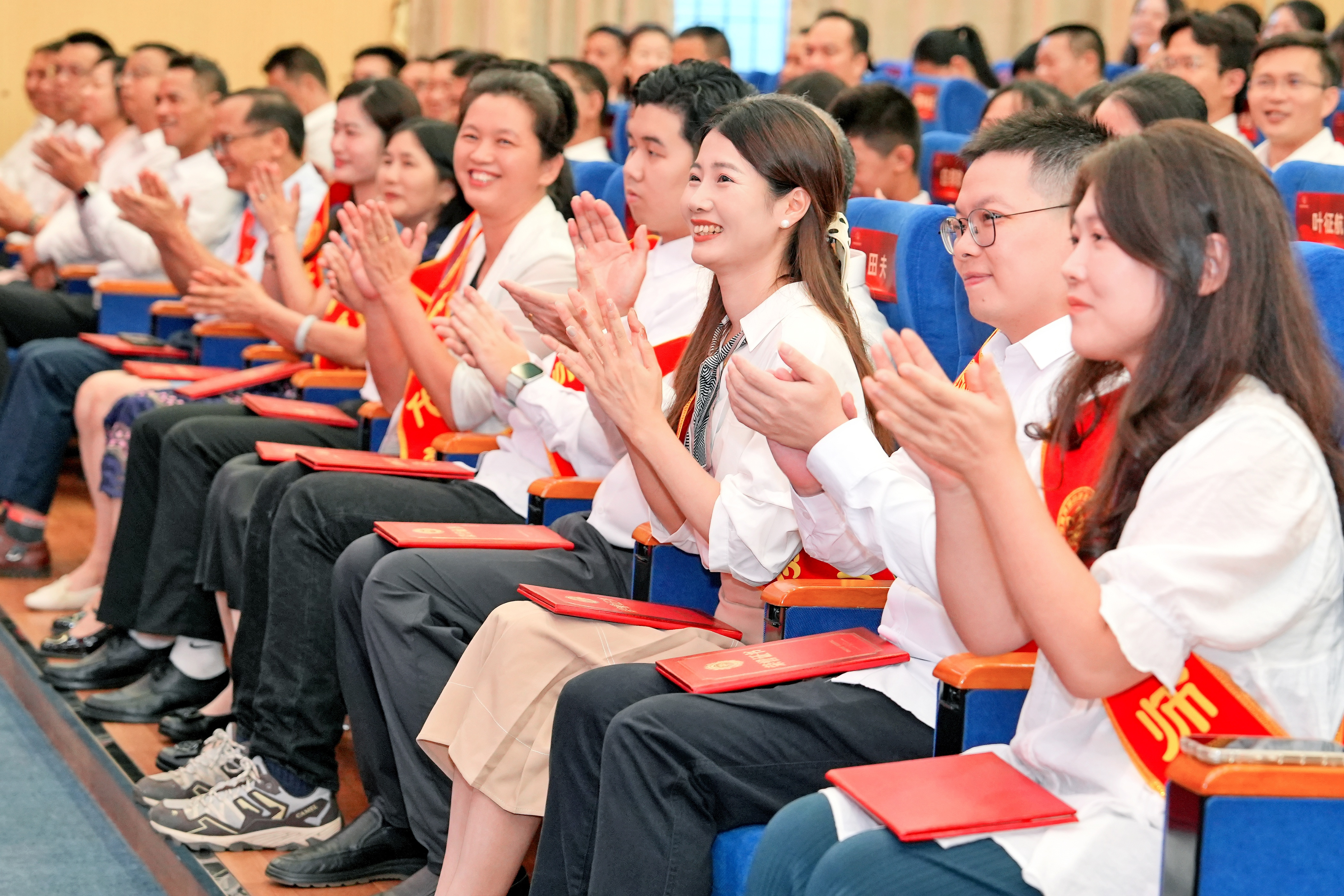 11df3712ec962c02e48356ab8886c37.jpg 11df3712ec962c02e48356ab8886c37.jpg